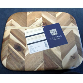 MADEIRA ACACIA CUTTING BOARD